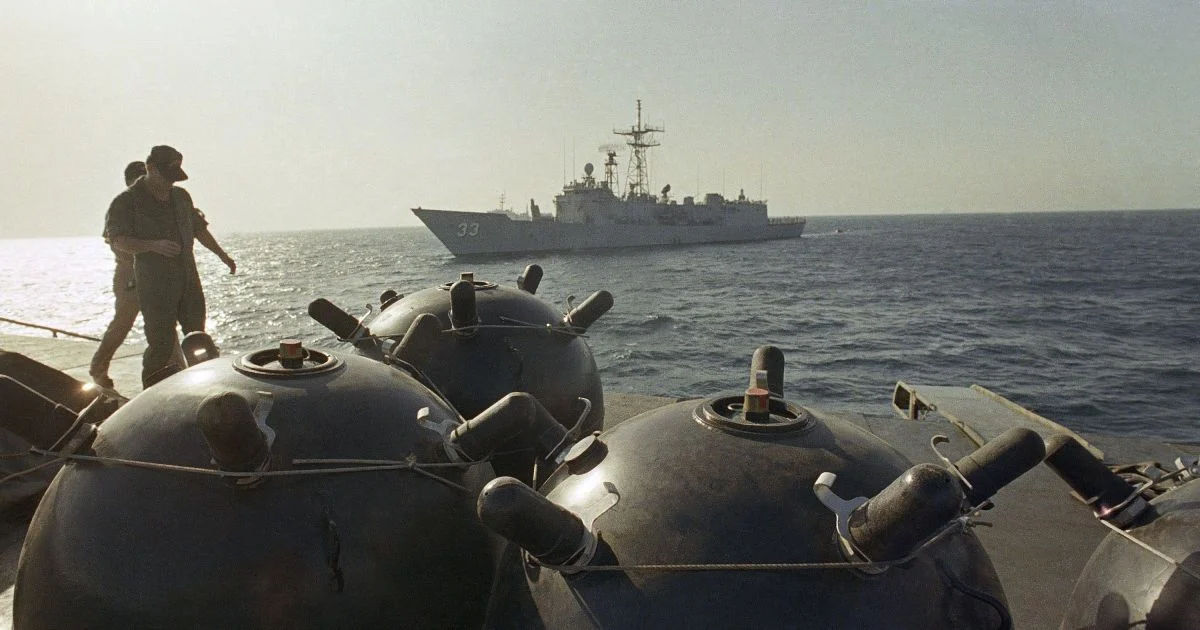 Румынские ВМС испытали новую технологию уничтожения морских мин в Черном море.