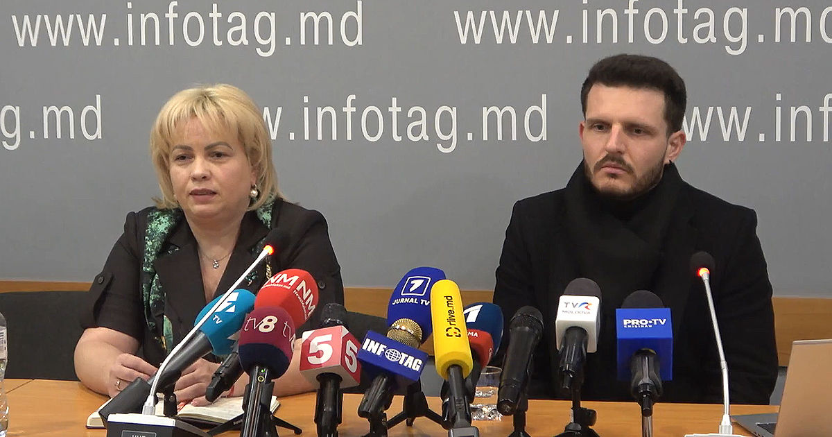 Адвокат Романа Бабуцкого отказалась от участия в деле.