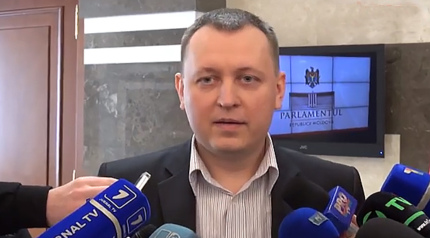Петренко: "Народ вынесет эту власть ногами вперед".