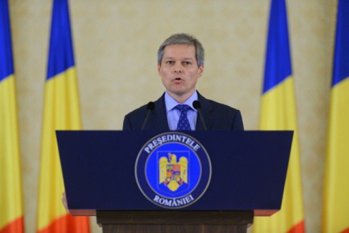 Cabinetul Cioloș a primit votul Parlamentului. Foto: romanialibera.ro