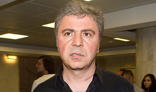 Зять известного артиста Сосо Павлиашвили Вахтанг Чхапелия обвинил певца в финансировании убийства бизнесмена Антона Адуашвили.