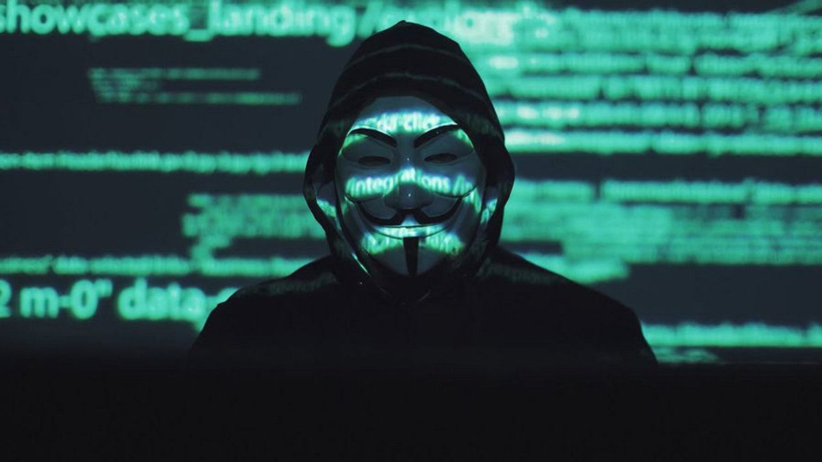 Хакеры Anonymous взломали российский "Сбербанк".