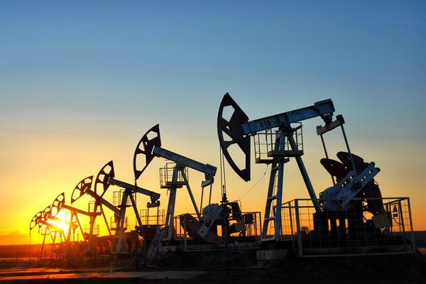 18 января правительство Ирана одобрило увеличение производства нефти на 500 тысяч баррелей в сутки. Фото: kapital.kz
