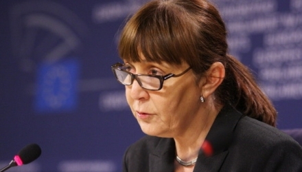 Acordul de Asociere cu UE oferă Republicii Moldova o piață de desfacere în 28 de state și nicidecum nu obligă moldovenii să importe produse europene, susține parlamentarul european Monica Macovei.