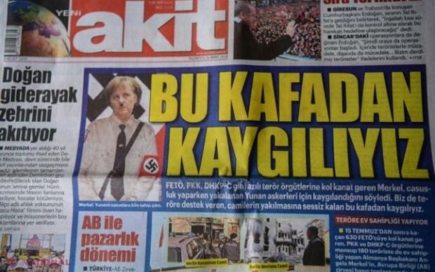 Angela Merkel, transformată în Hitler pe prima pagină a unui cotidian.