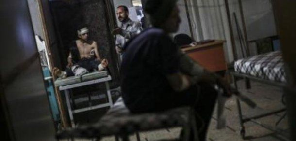 Cel puțin 35 de civili au fost uciși și câteva zeci au fost răniți vineri în raiduri ale regimului sirian în Ghouta orientală. Foto: agerpres.ro