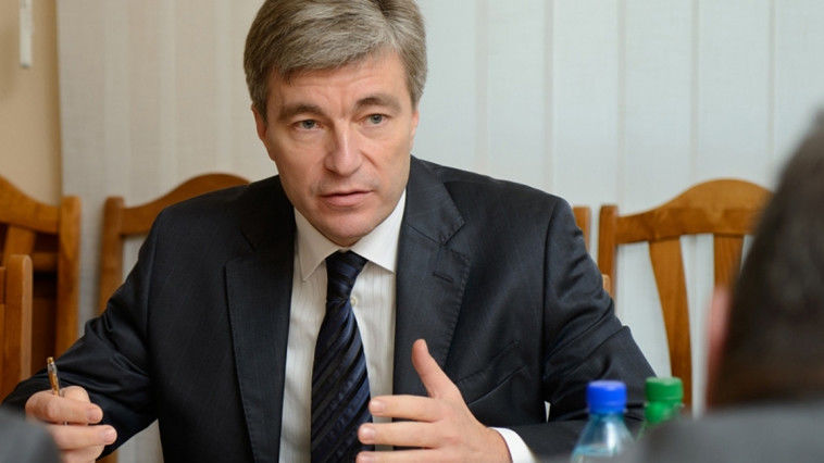 Карпов возглавит комиссию по национальной безопасности и обороне.
