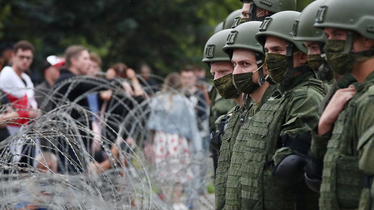 МО Белоруссии заявило о готовности выставить 500 тыс. военнообязанных из резерва.