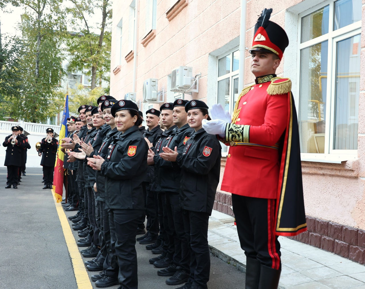 Misiunea KFOR: Carabinierii moldoveni au revenit acasă.