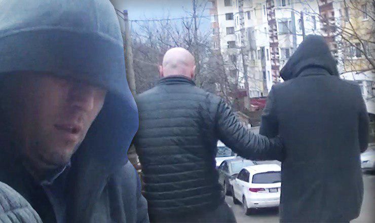 Замначальника карабинеров, предложивший юноше секс, отправлен под арест.