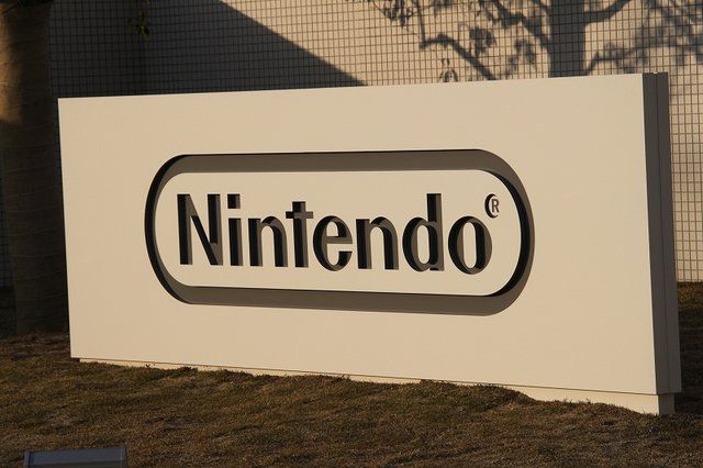 Nintendo начнет производить новые версии игр для мобильных устройств.
