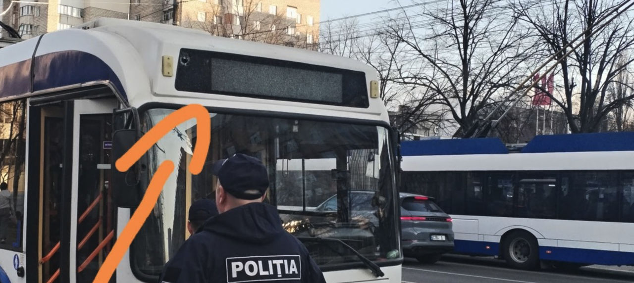 В Кишиневе неизвестные открыли огонь по общественному транспорту. Фото: Point.md