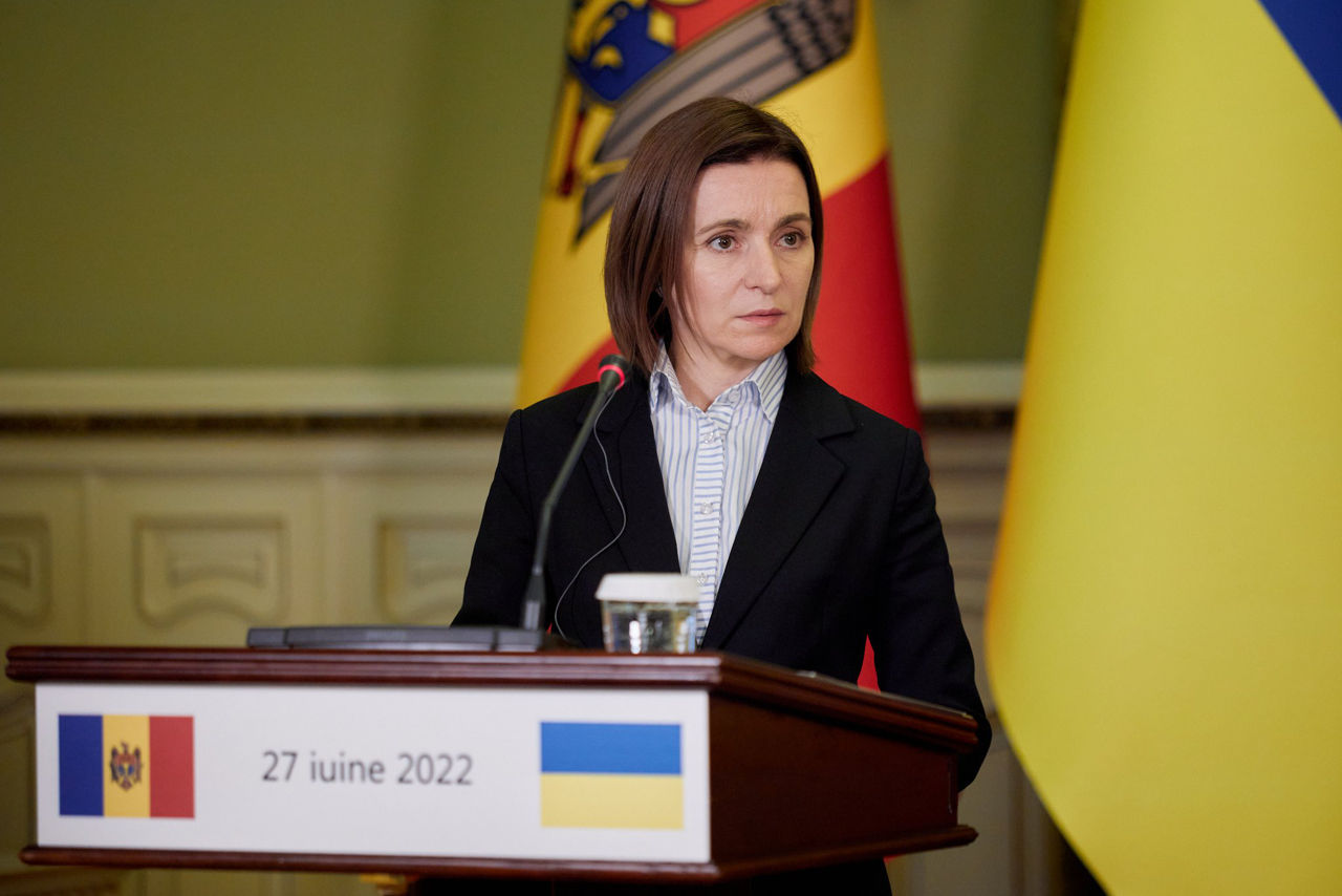 Санду: Молдова продолжит поддерживать украинских беженцев.