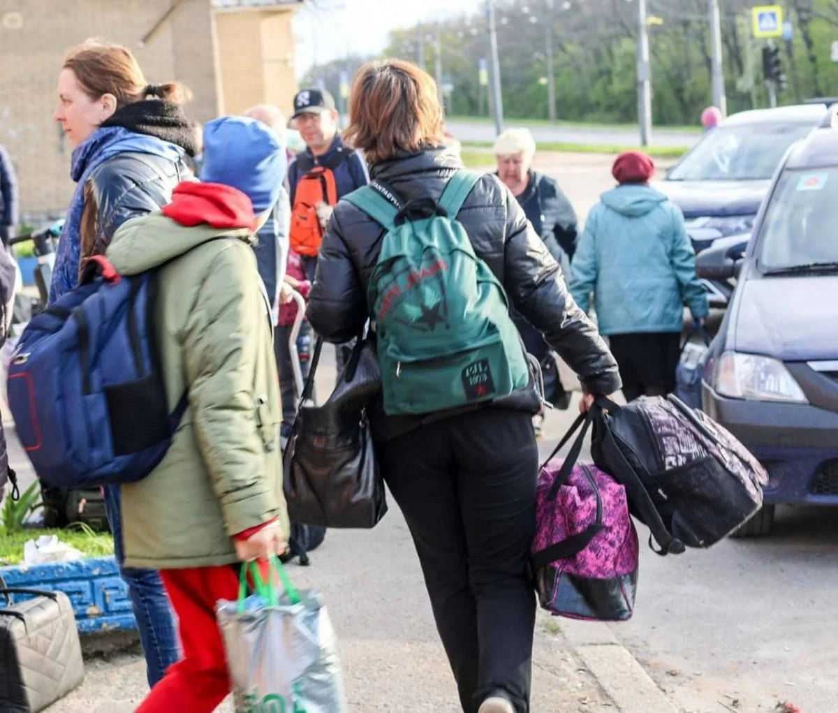 Согласованы две дополнительные локации для посадки людей в эвакуационную колонну из Мариуполя.