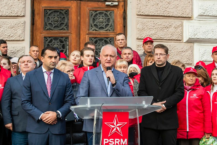 Додон: Мы будем следить за тем, чтобы власти не смогли сфальсифицировать результаты выборов.
