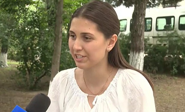 Девушка изначально получила оценку 8, но, не согласившись с таким результатом, оспорила его. 