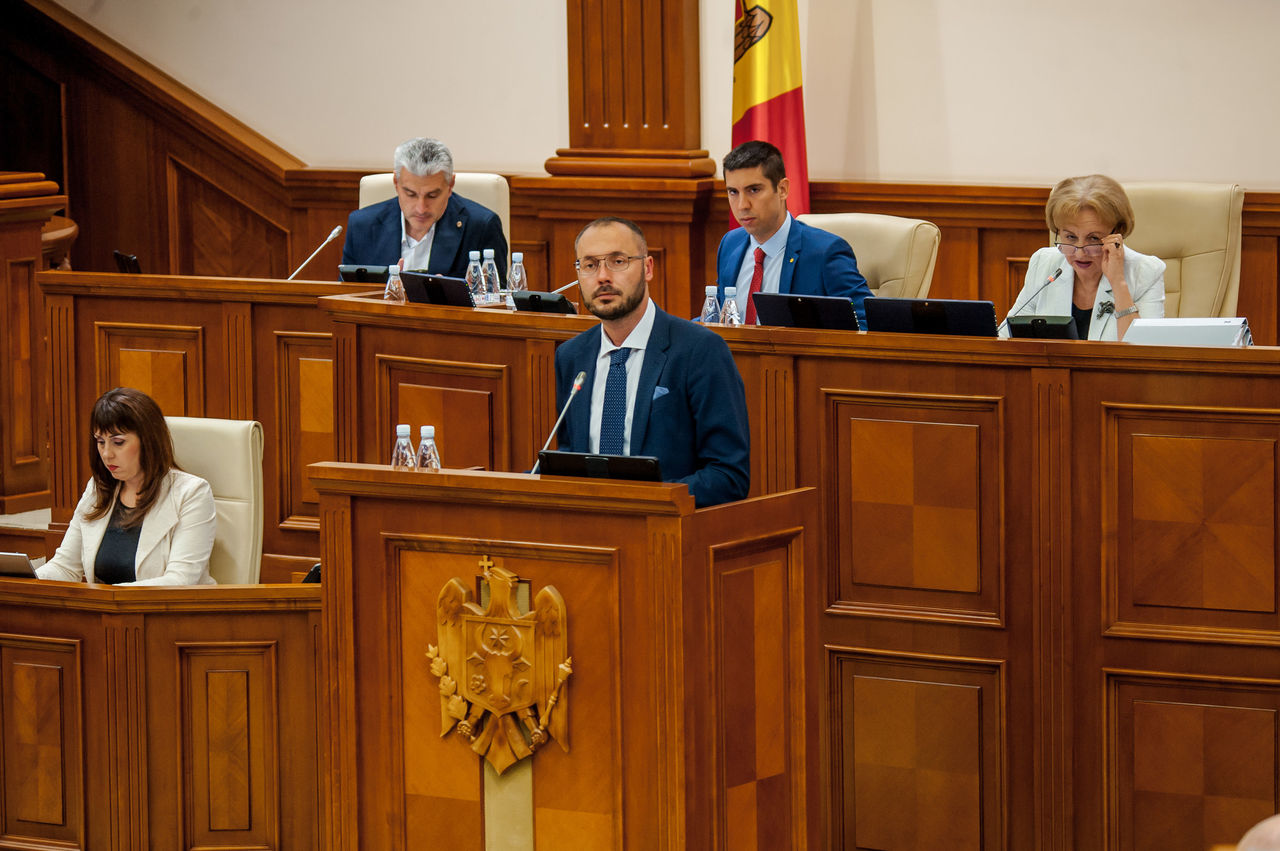 PAS предлагает еще три инициативы для очищения государственных институтов.