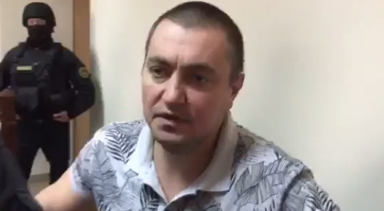 Платон назвал новое уголовное дело против него "полным бредом".