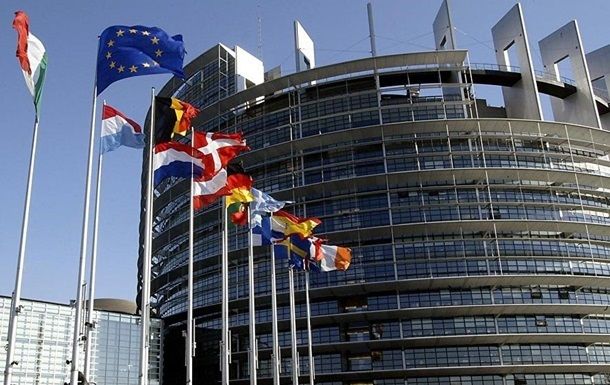 На момент работы в Европарламенте у Наджима Лашрауи не было уголовного прошлого.