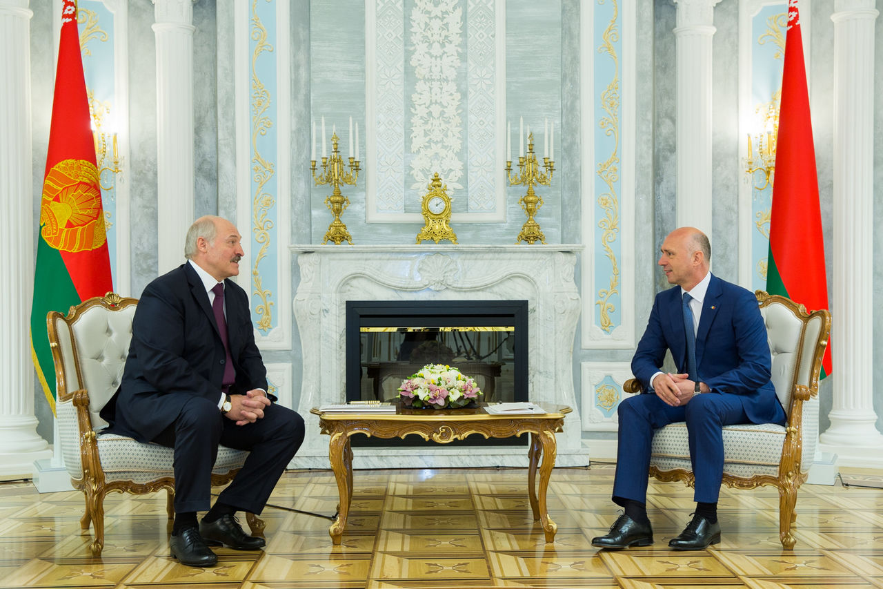 Pavel Filip și Alexandr Lukașenko pledează pentru dinamizarea parteneriatului dintre R. Moldova și Belarus