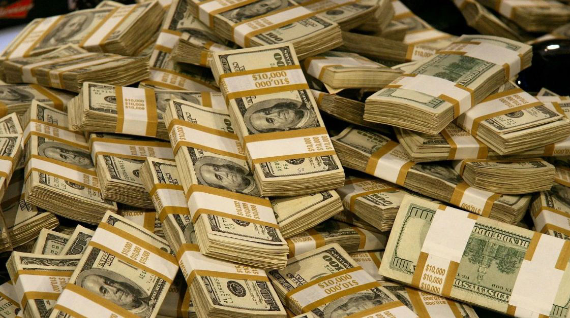 Валютные резервы Нацбанка сократились в январе на $30,5 миллионов.