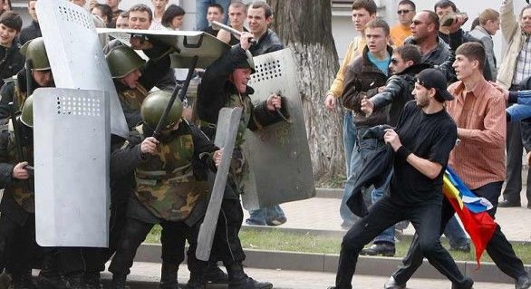 Militarii Armatei Naționale scoși la apărarea unor instituții de stat ar putea aplica forța fizică. 