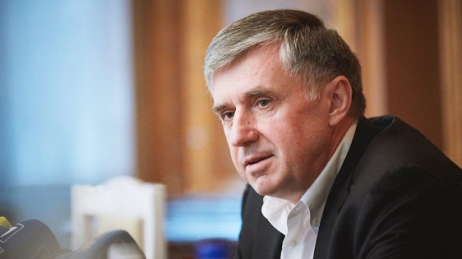 Стурза: "Наши" посылают Санду в Москву целовать руки за дешевый газ.