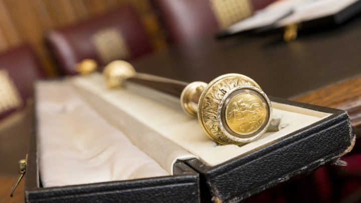Premieră istorică pentru parlamentul britanic. O femeie a devenit prima "black rod".