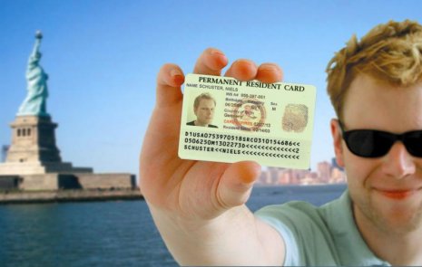 Если вы получите Green Card, Вы сможете перемещаться по всему миру.