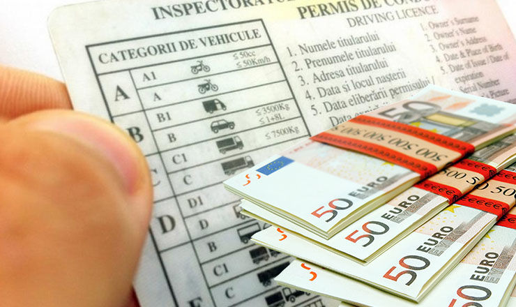 Reținere CNA: Ar fi pretins 650 euro pentru eliberare permisului de conducere