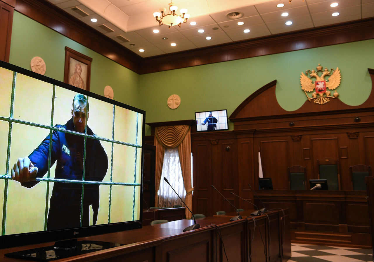 Суд отклонил иск Навального к ИК-6 о контроле писем.