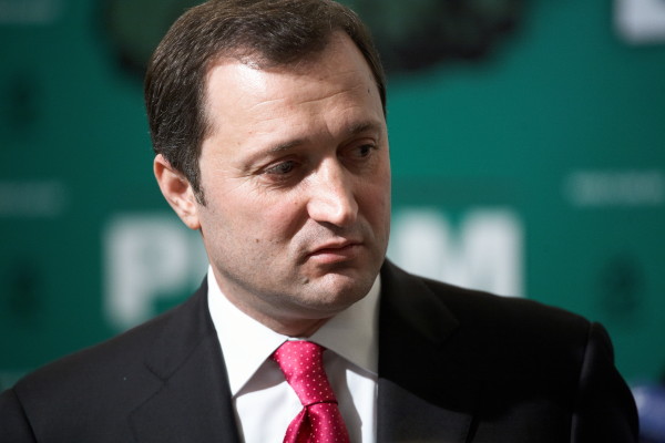 "Trebuie să fie mai multă coerenţă şi acţiune în declaraţiile partenerilor din Alanţă", a mai spus Filat. 