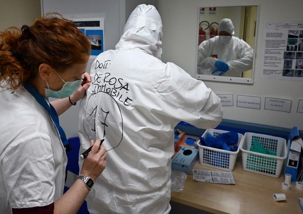 В Италии от коронавируса за сутки излечились 4693 человека.