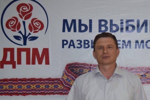 Кандидат в башканы Дмитрий Манол был задержан пьяным за рулем.