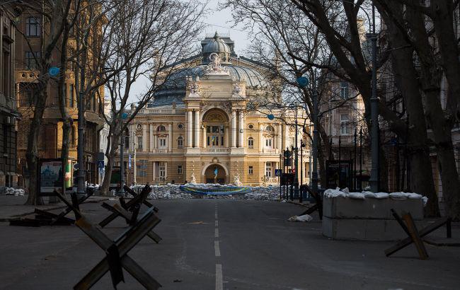 В Одессе раздались взрывы.