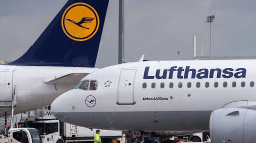 Lufthansa приостановит эксплуатацию 150 самолетов из-за коронавируса.