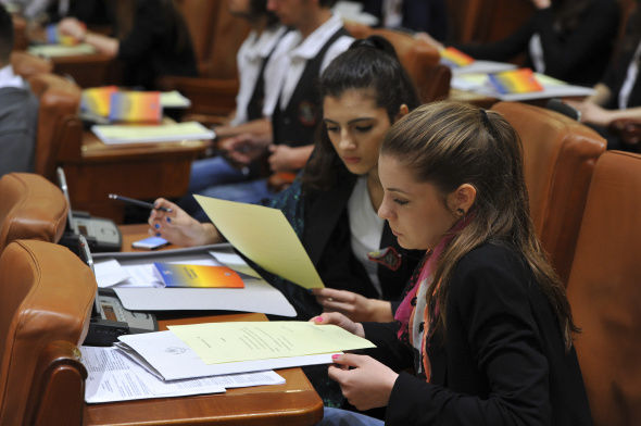 Din toamnă, liceenii vor învață opțional despre proprietatea intelectuală . Foto simbol: digi24.ro