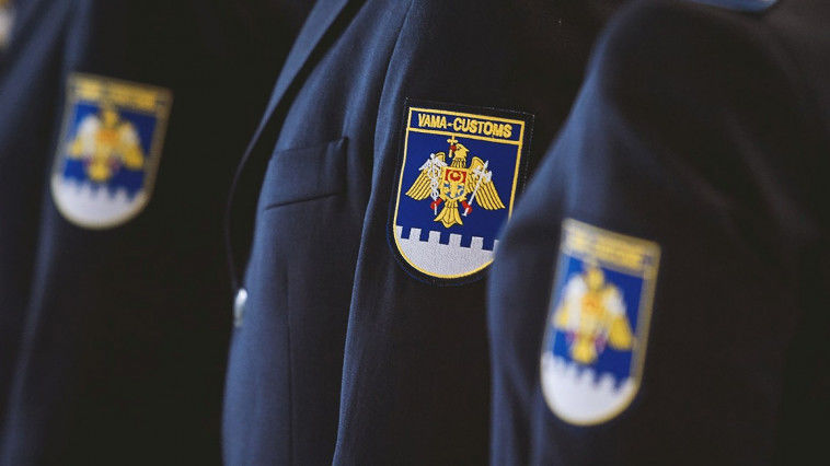 Salariile pentru angajații Serviciului Vamal se vor dubla începând cu anul viitor.