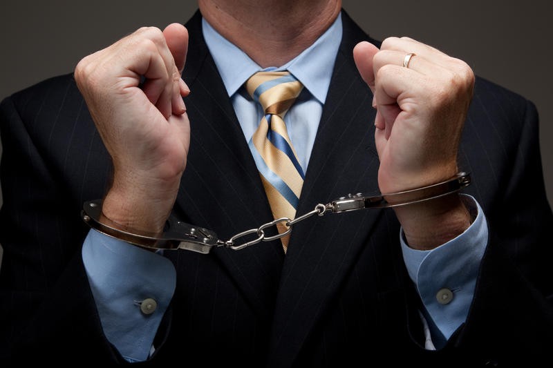 Un inspector principal din cadrul Direcţiei teritoriale inspectare financiară Bălţi a fost reţinut cu mită.