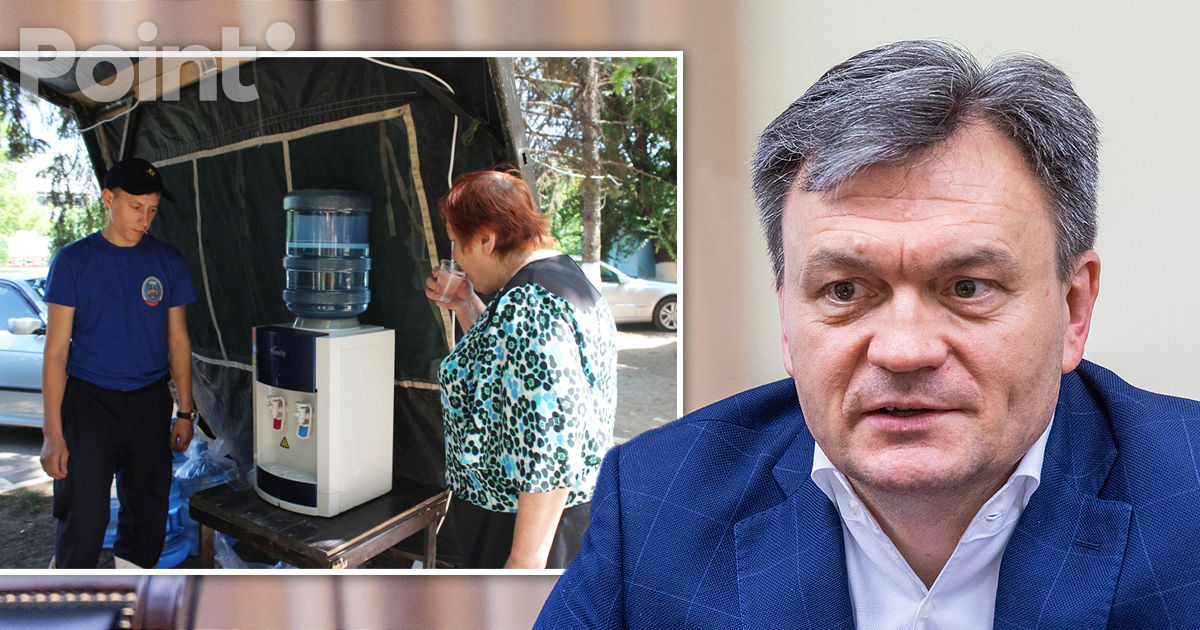 Речан призвал МВД открыть больше палаток, в которых люди смогли бы укрыться от жары.