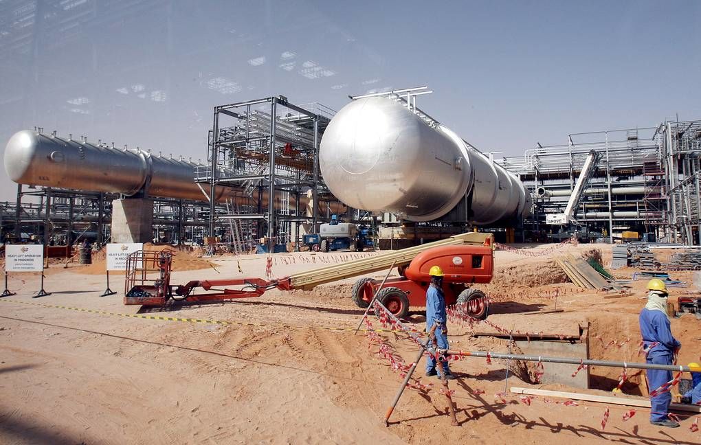 Saudi Aramco готова выдержать низкие цены на нефть в течение длительного времени.