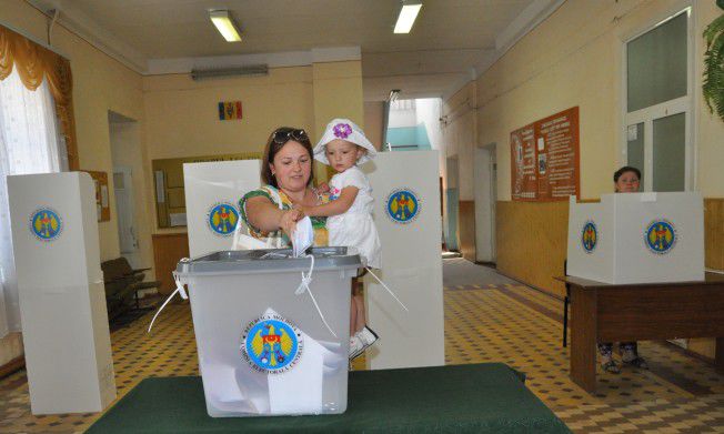 С 1 сентября по 1 октября, будет проводиться регистрация кандидатов. Фото: moldovanews.md