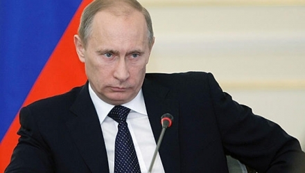 Putin a mai promulgat acum un an o lege împotriva folosirii cuvintelor vulgare în mass-media scrisă și electronică.