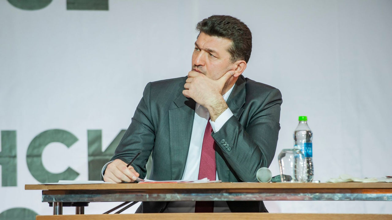 Мунтян о возвращении аэропорта государству: Это заслуга не PAS, а правительства Кику.