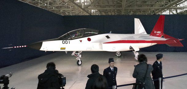 Japonia a dezvăluit primul său avion de luptă invizibil. Foto: Emily Wang