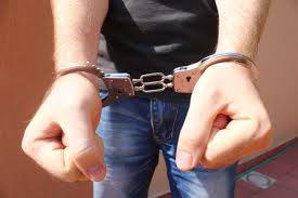 Doi minori cu vârstele de 15 ani, originari din Capitală, au fost reţinuţi de Poliție. Foto: publika.md