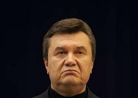 На Януковича завели дело в связи с непризнанием им голодомора 30-х годов на Украине геноцидом.
