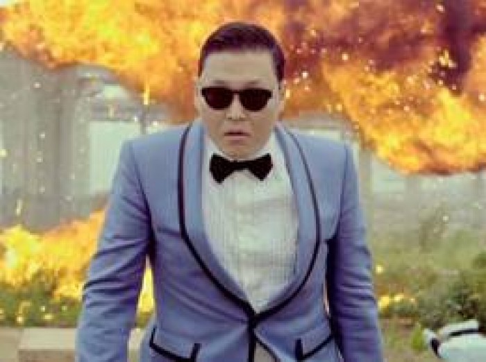 Superstarul pop din Coreea de Sud a dezvăluit că are o relaţie complicată cu alcoolul, scrie evz.ro.