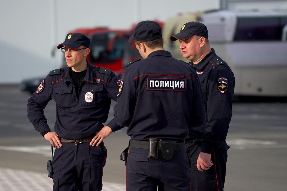 В России полицейским разрешат стрелять на поражение при любой угрозе.