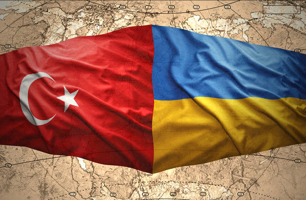 На Украине заявили о необходимости передать Крым Турции.